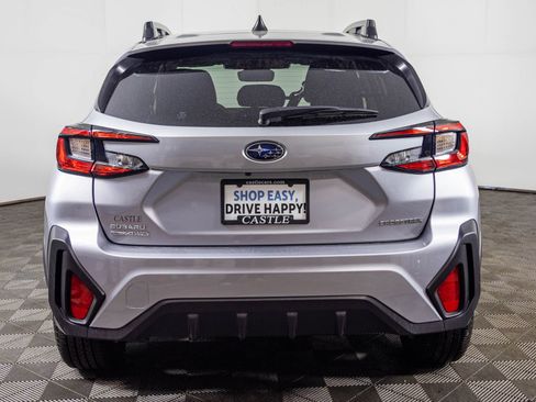 Used 2025 Subaru Crosstrek 2.0i Premium image 18