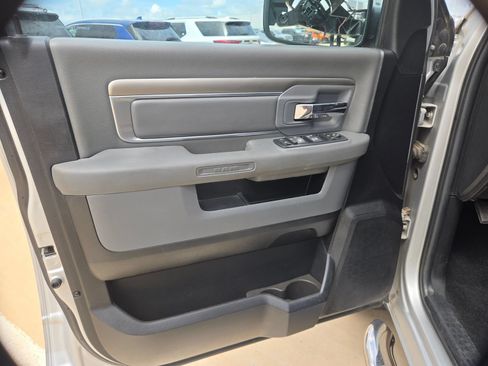 Used 2016 RAM 1500 Lone Star RWD image 12
