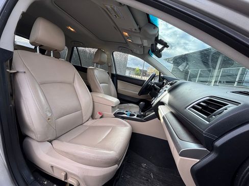 Used 2019 Subaru Outback 2.5i Limited AWD/4WD image 15