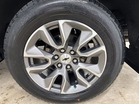 Used 2022 Chevrolet Silverado 1500 RST w/ Convenience Package II image 13