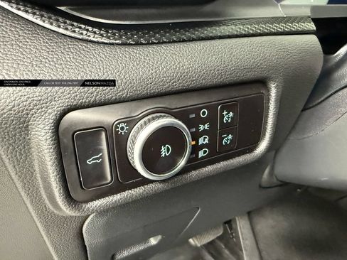 Used 2023 Ford Explorer ST w/ Equipment Group 401A AWD/4WD image 18