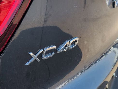 New 2026 Volvo XC40 B5 Ultra w/ Protection Package Premier image 12