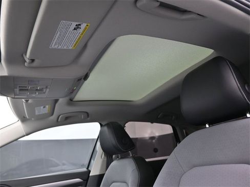 New 2026 Volkswagen Jetta SE image 2