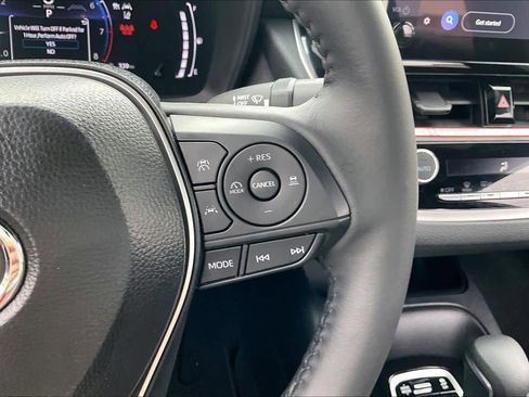 Used 2026 Toyota Corolla SE image 24