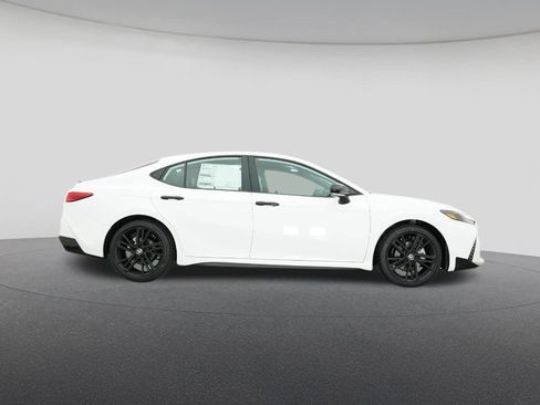 New 2026 Toyota Camry Hybrid image 27