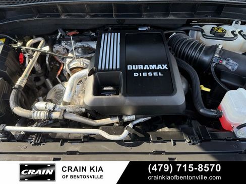 Used 2023 GMC Sierra 1500 AT4 w/ Technology Package AWD/4WD image 33