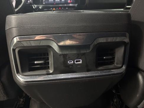 Used 2024 GMC Sierra 1500 Elevation RWD image 17