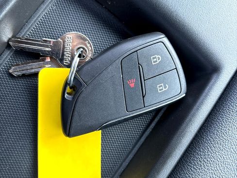 Used 2025 Chevrolet Silverado 3500 W/T w/ WT Convenience Package image 17