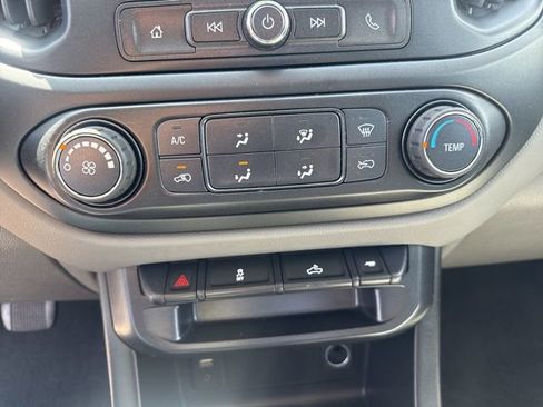 Used 2018 GMC Canyon 4x4 Extended Cab w/ Trailering Package image 12