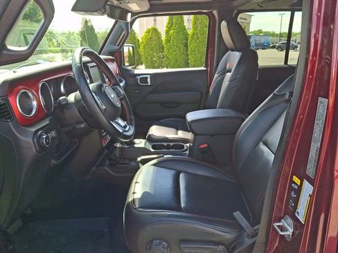 Used 2021 Jeep Wrangler Unlimited Rubicon AWD/4WD image 14