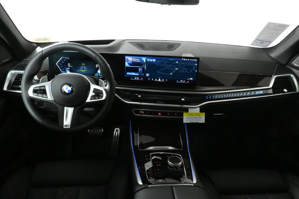 Used 2026 BMW X5 xDrive40i w/ M Sport Package AWD/4WD image 17