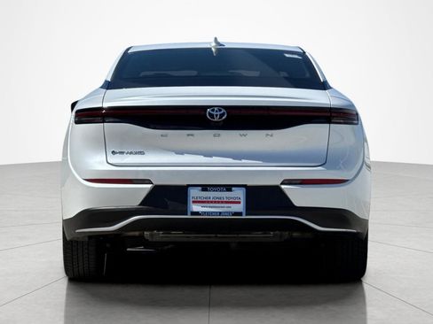 Certified 2024 Toyota Crown w/ Carpet Mat Package (TMS) AWD/4WD image 4