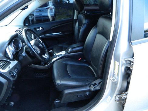 Used 2013 Dodge Journey R/T image 11