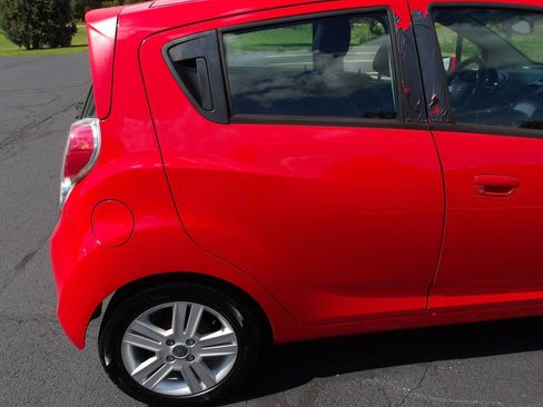 Used 2014 Chevrolet Spark LT FWD image 31