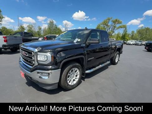 Certified 2019 GMC Sierra 1500 SLE w/ SLE Value Package AWD/4WD image 4
