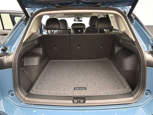 New 2026 Volkswagen Tiguan SE image 12