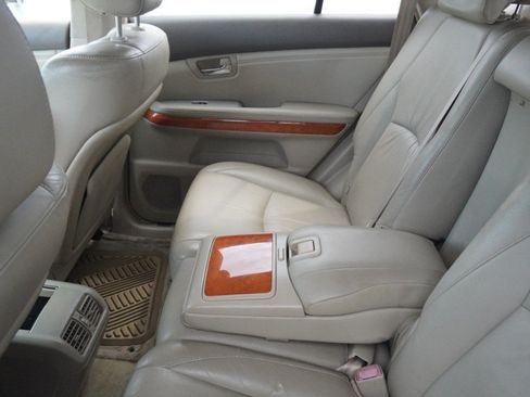 Used 2004 Lexus RX 330 w/ Premium Plus Pkg FWD image 10