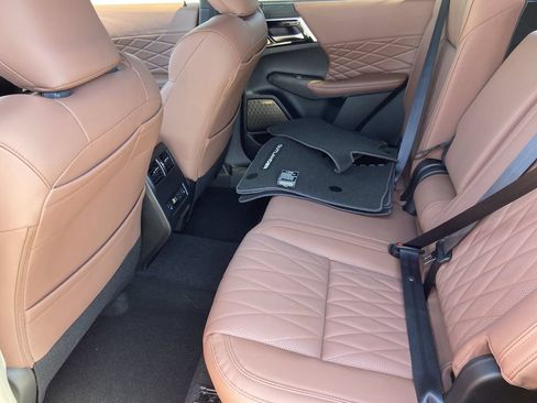 New 2026 Mitsubishi Outlander SEL FWD image 22