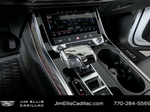 Used 2021 Audi Q8 Premium Plus w/ Premium Plus Package image 18