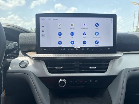 New 2026 Ford Explorer Active RWD image 19