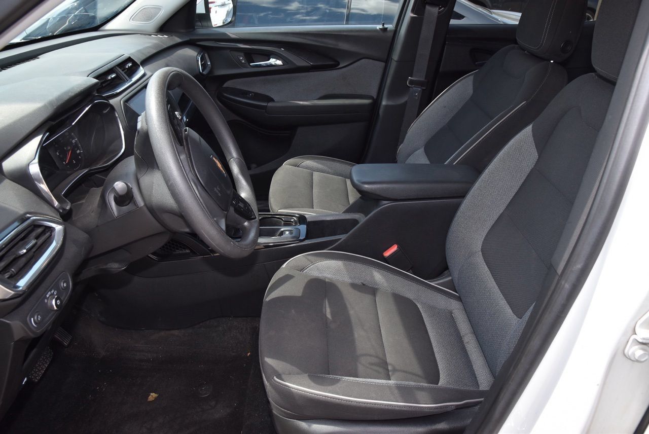 Used 2023 Chevrolet TrailBlazer LT FWD image 10