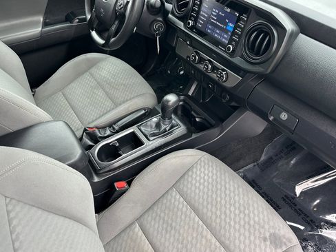 Used 2022 Toyota Tacoma SR image 14
