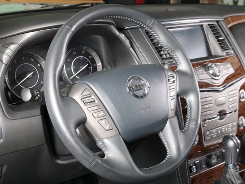 Used 2018 Nissan Armada Platinum image 20