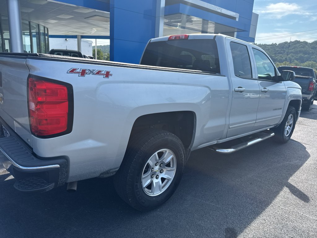 Used 2015 Chevrolet Silverado 1500 LT w/ All Star Edition AWD/4WD image 3