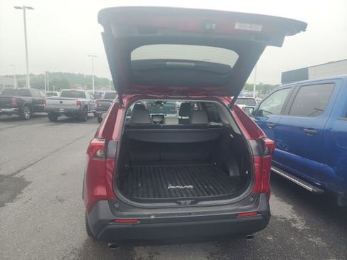 Used 2021 Toyota RAV4 XLE Premium AWD/4WD image 8