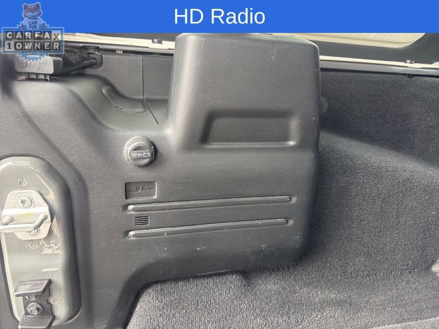 Used 2021 Jeep Wrangler Unlimited Sahara AWD/4WD image 15