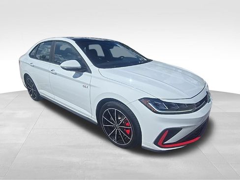 Used 2025 Volkswagen Jetta GLI Autobahn FWD image 7