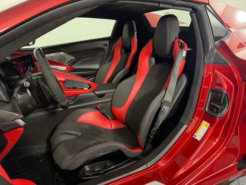 Used 2023 Chevrolet Corvette Z06 RWD image 5