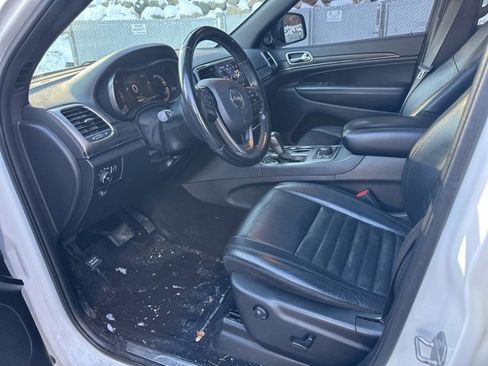 Used 2020 Jeep Grand Cherokee Limited X image 9