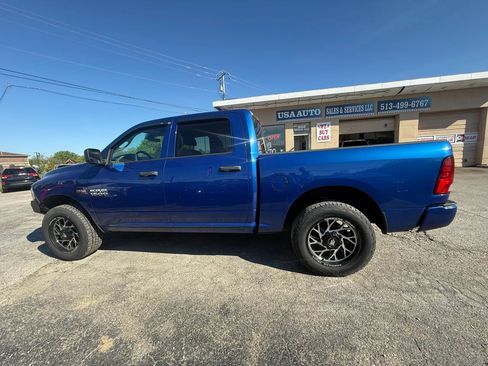 Used 2017 RAM 1500 Express AWD/4WD image 3