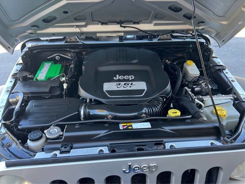 Used 2012 Jeep Wrangler Sport image 15