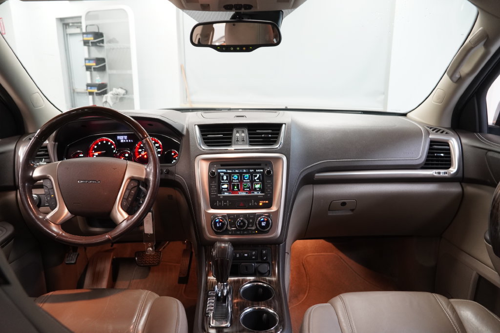 Used 2016 GMC Acadia Denali AWD/4WD image 22