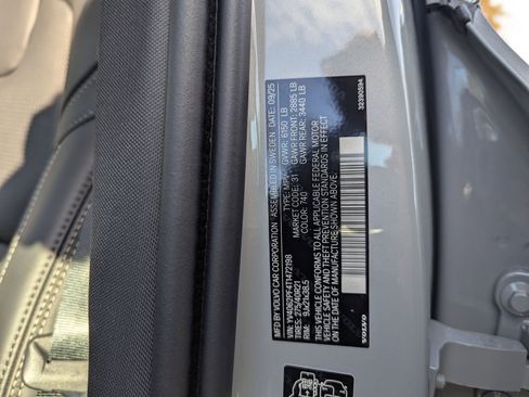 New 2026 Volvo XC90 B6 Ultra w/ Protection Package image 28