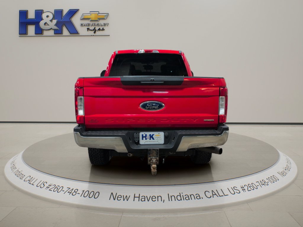 Used 2017 Ford F250 XLT AWD/4WD image 5