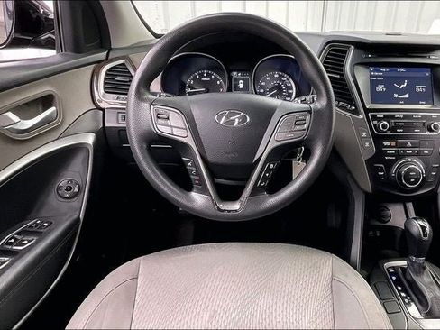 Used 2017 Hyundai Santa Fe Sport AWD/4WD image 5