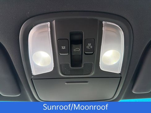 Certified 2022 Kia Sportage Nightfall Edition image 16