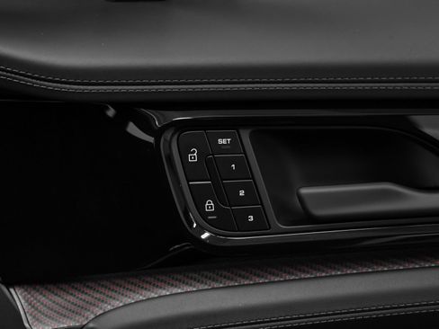 Certified 2026 Porsche Panamera 4 AWD/4WD image 22