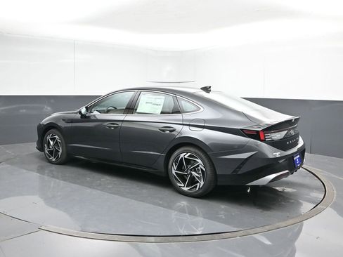 New 2026 Hyundai Sonata SEL image 3