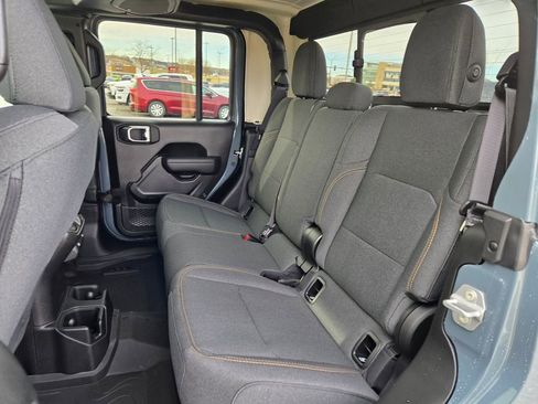 New 2026 Jeep Gladiator Sport AWD/4WD image 26