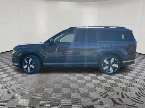 Used 2025 Hyundai Santa Fe Limited AWD/4WD image 4