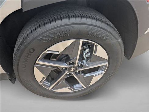 Used 2025 Hyundai Tucson SEL FWD image 20