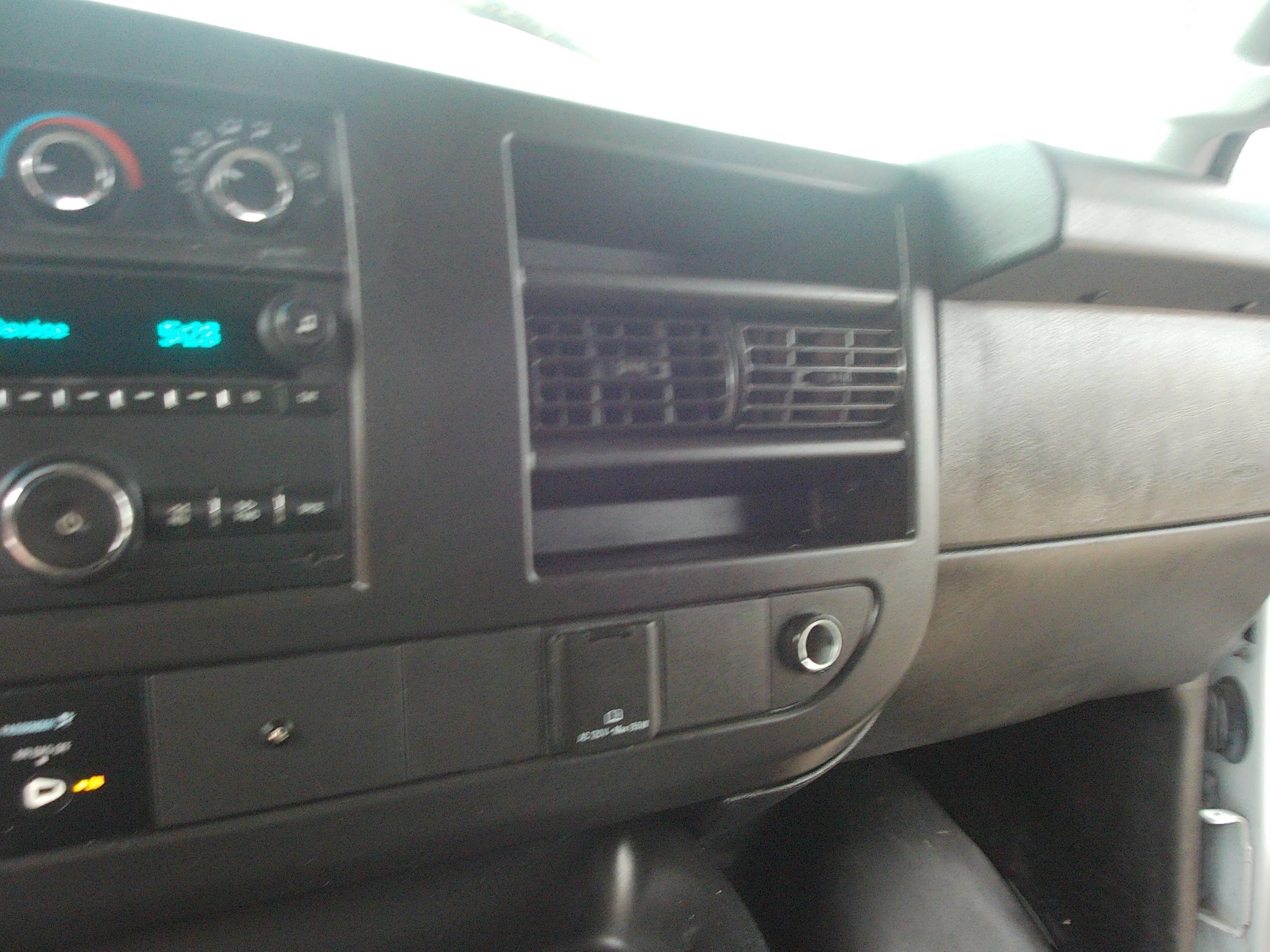 Used 2020 GMC Savana 2500 w/ Driver Convenience Package RWD image 21