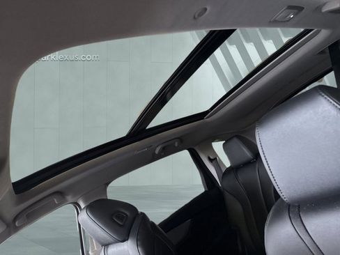 Used 2025 Acura MDX SH-AWD image 17