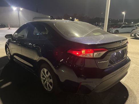 Used 2025 Toyota Corolla LE image 6