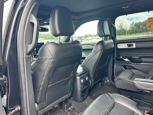 Used 2021 Ford Explorer ST w/ Equipment Group 401A AWD/4WD image 18