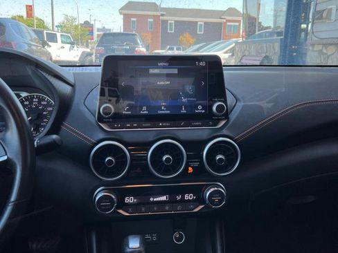 Used 2022 Nissan Sentra SR FWD image 12